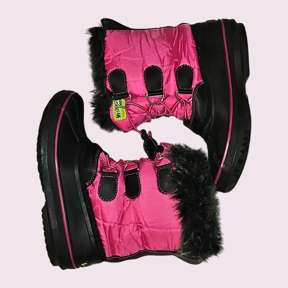 Western Chief Snow Boots Girls Size 3 Pink - Picture 2 of 7